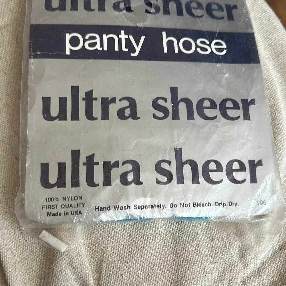 Vintage Pantyhose Pink/Blue Color Queen Size NWT (New with Tags)